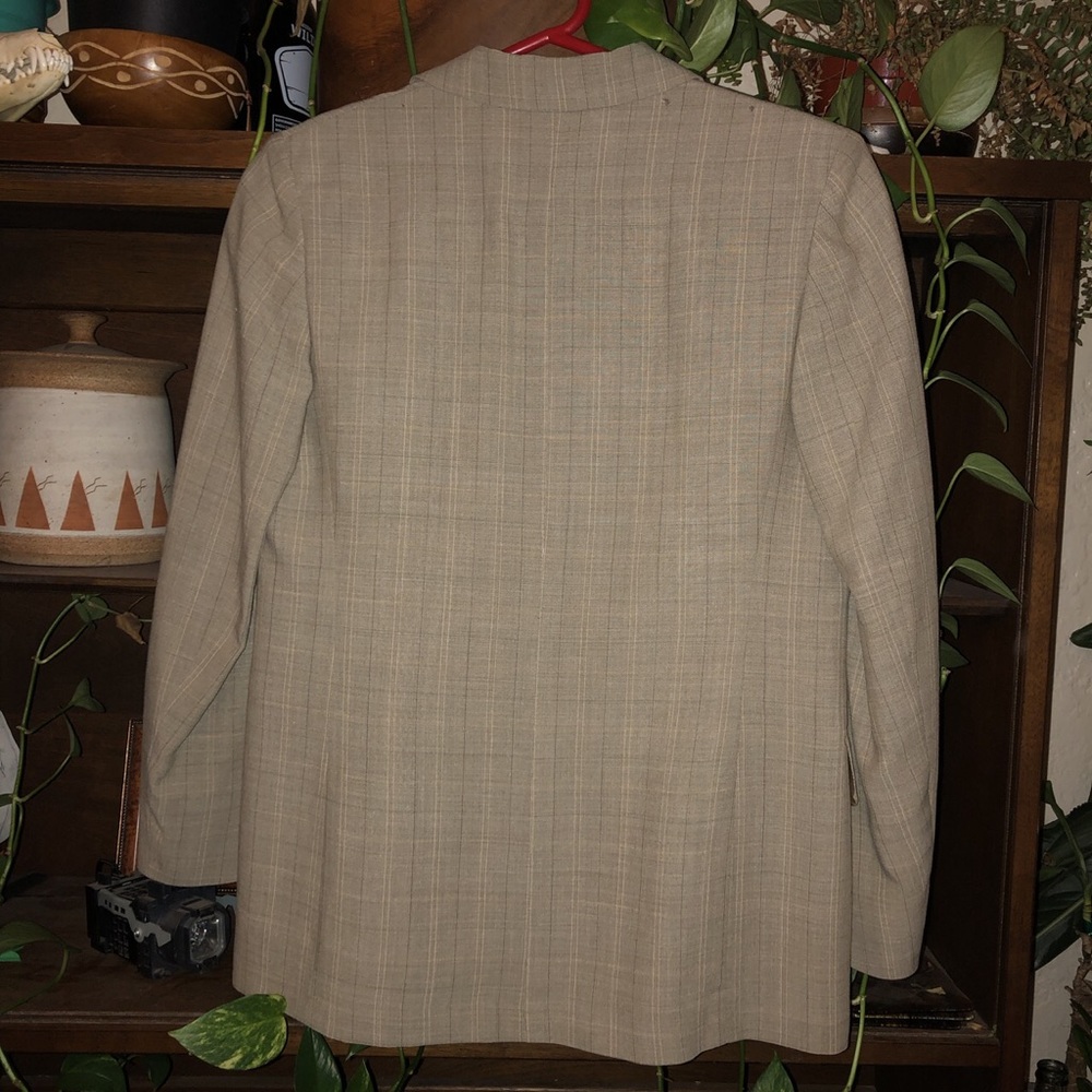Taupe/grey/beige blazer with subtle plaid design - Picture 4 of 5